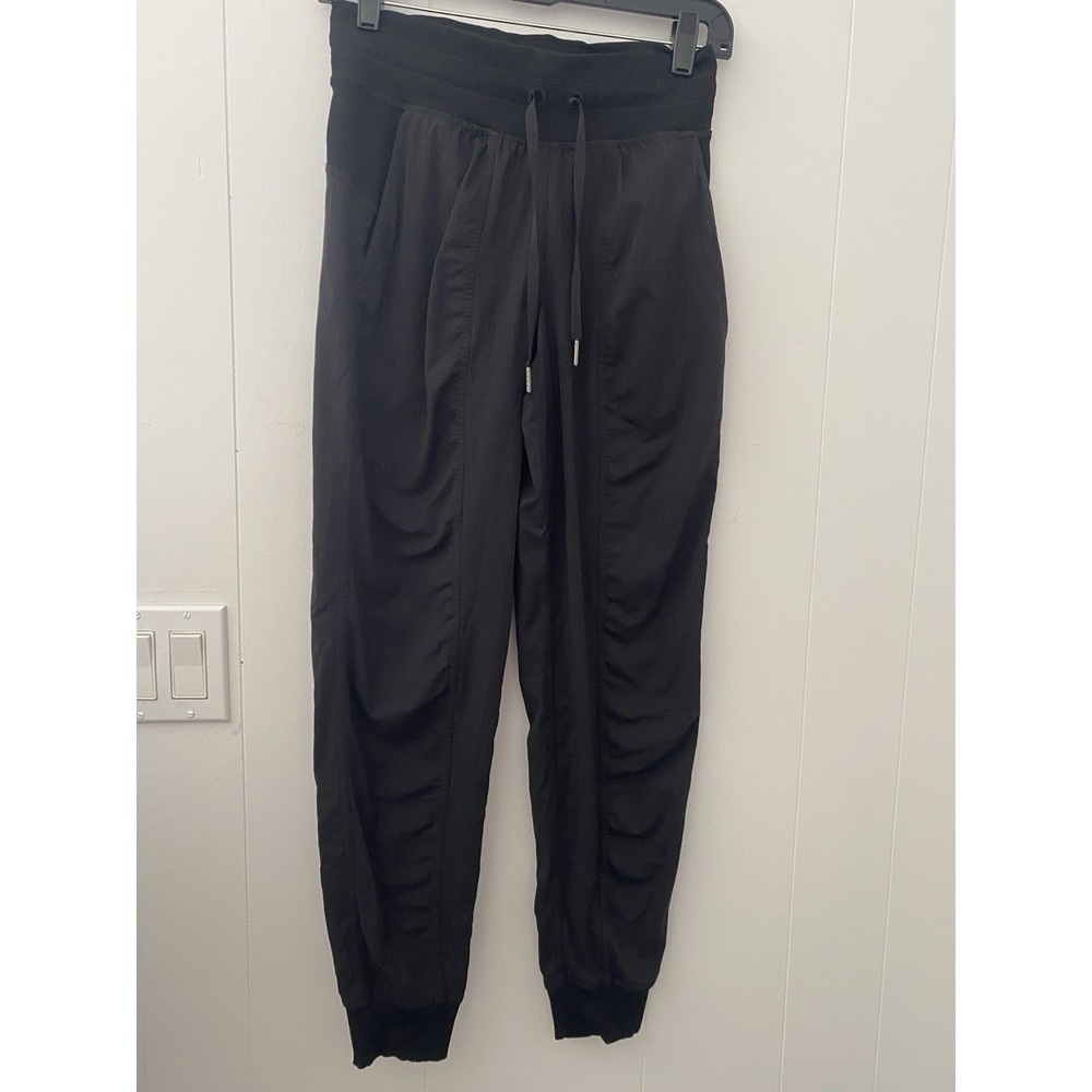 Lululemon Beyond the Studio Jogger Black Pants Women's Size 4‎